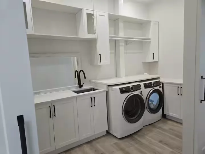 Smart home — laundry room