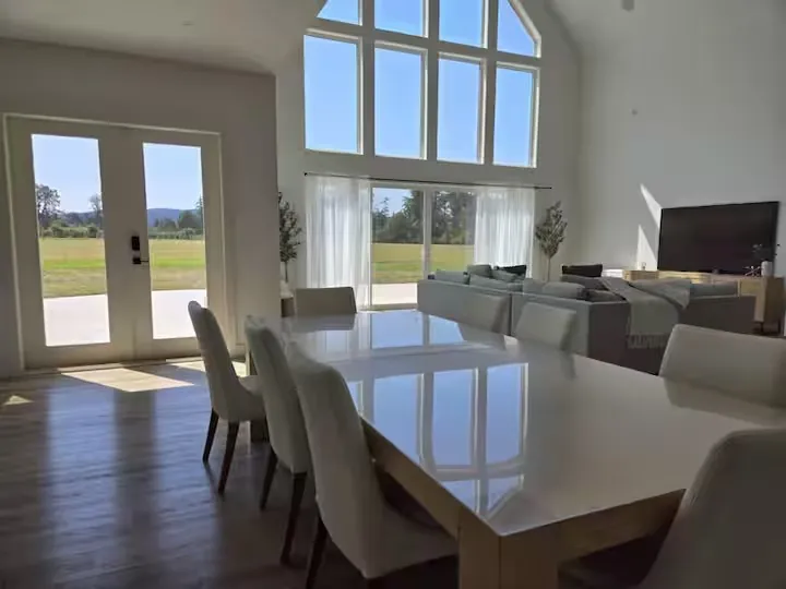 Smart home — living room detail