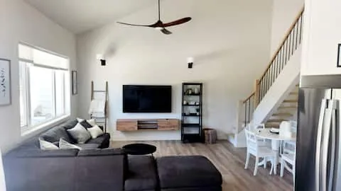 Family room 2