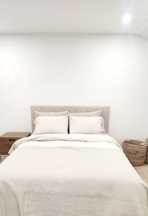 Queen bed in the loft