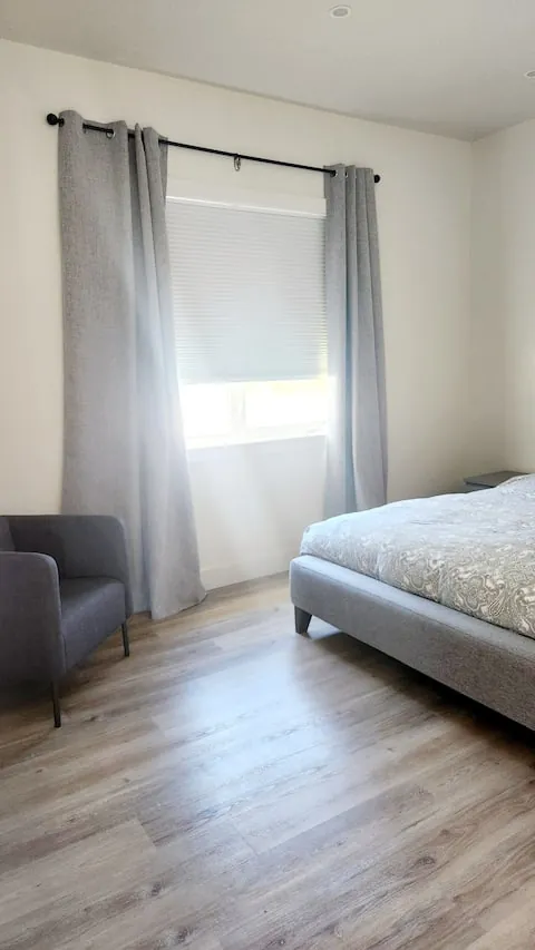 Master bedroom 2