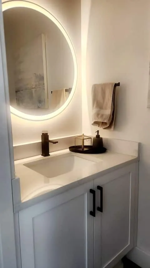 Powder room